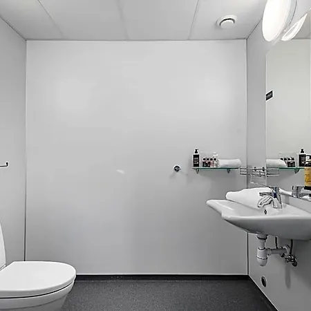 Aiden By Western Trondheim Airport מלון 3*